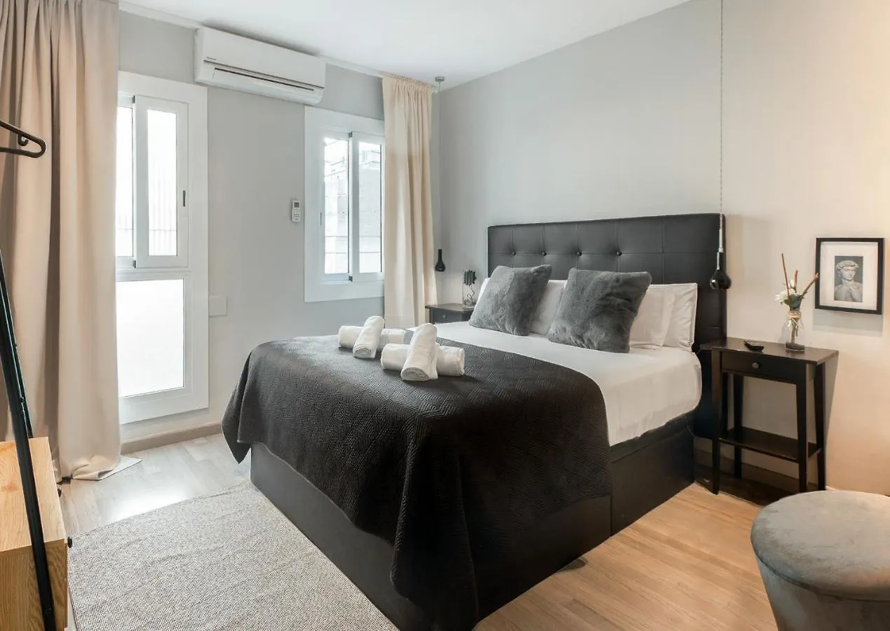 Stay Unique Apartments Aprestadora L'Hospitalet de Llobregat 0*,