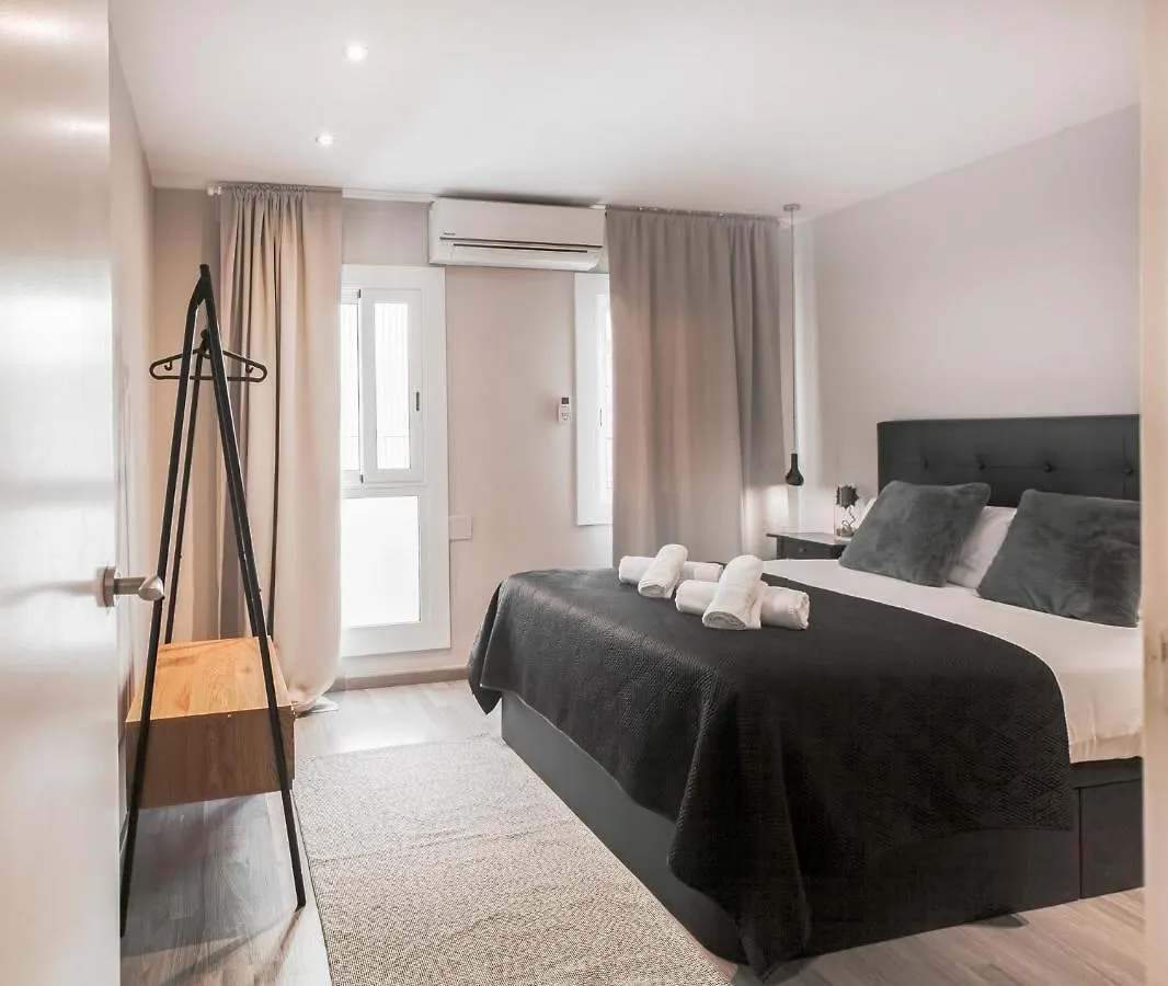 Stay Unique Apartments Aprestadora L'Hospitalet de Llobregat 0*,  Espanha
