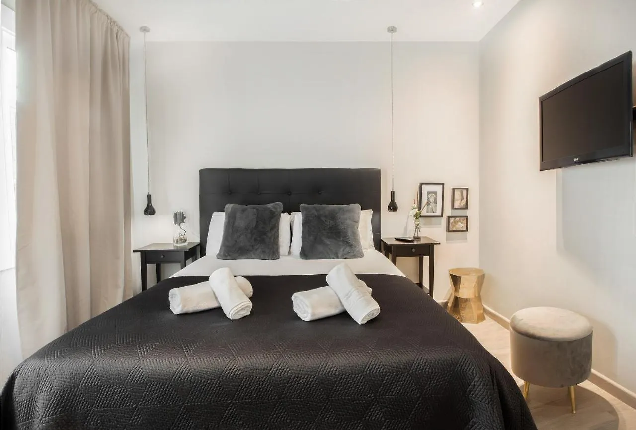 Stay Unique Apartments Aprestadora L'Hospitalet de Llobregat 0*,  Španělsko